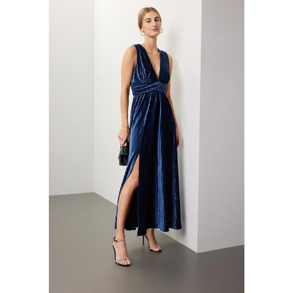 Rachel Parcell Navy Velvet Plunging V-Neck Maxi Dress